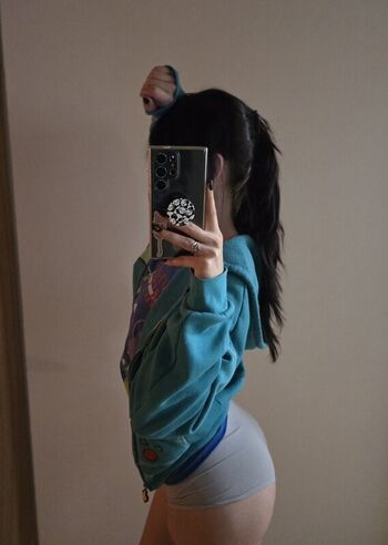 Full leaked Weeniestwee private onlyfans photo