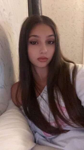 Full leaked Oliviafree/ private onlyfans photo