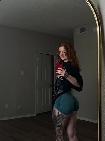 Zoe Tierney